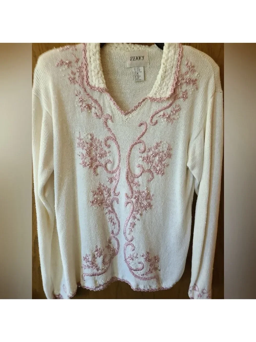 Embroidered Vintage V-Neck Sweater by Jenny, Size M